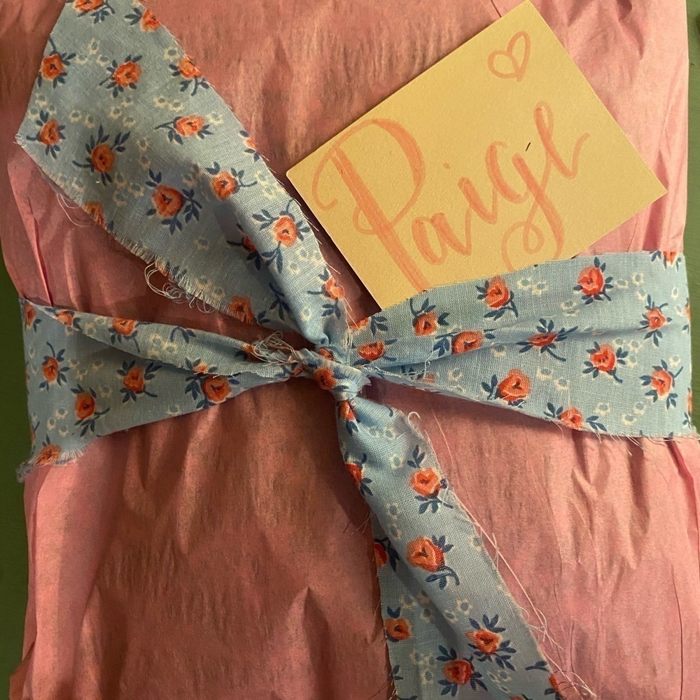 Vintage fabric scraps poshmark packaging 1 lb bag - Picture 3 of 4